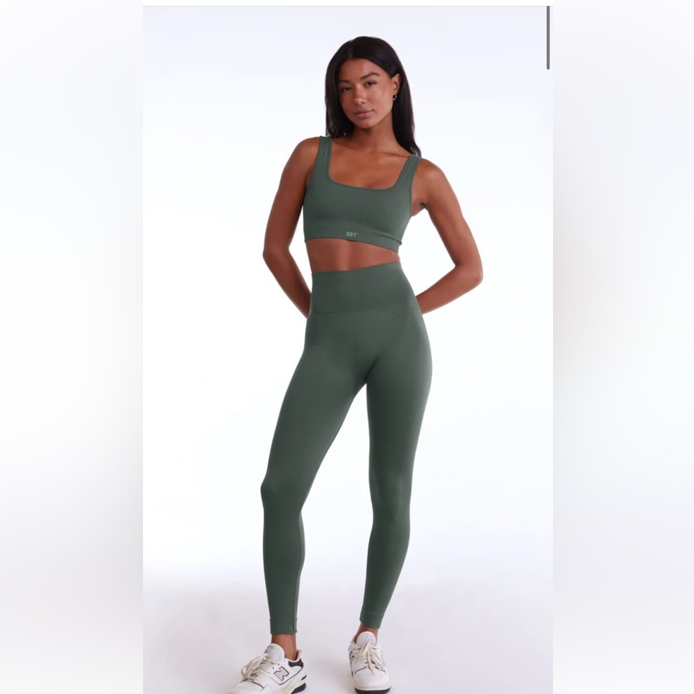 YOGA LEGGINGS SALE! GET A DEAL WHEN YOU BUY MORE THAN ONE!
